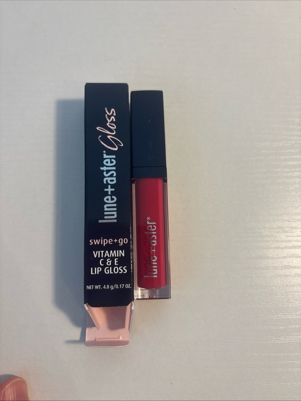 Lune + Aster Swipe+Go Vitamin C&E Lip Gloss- Innovator NIB.